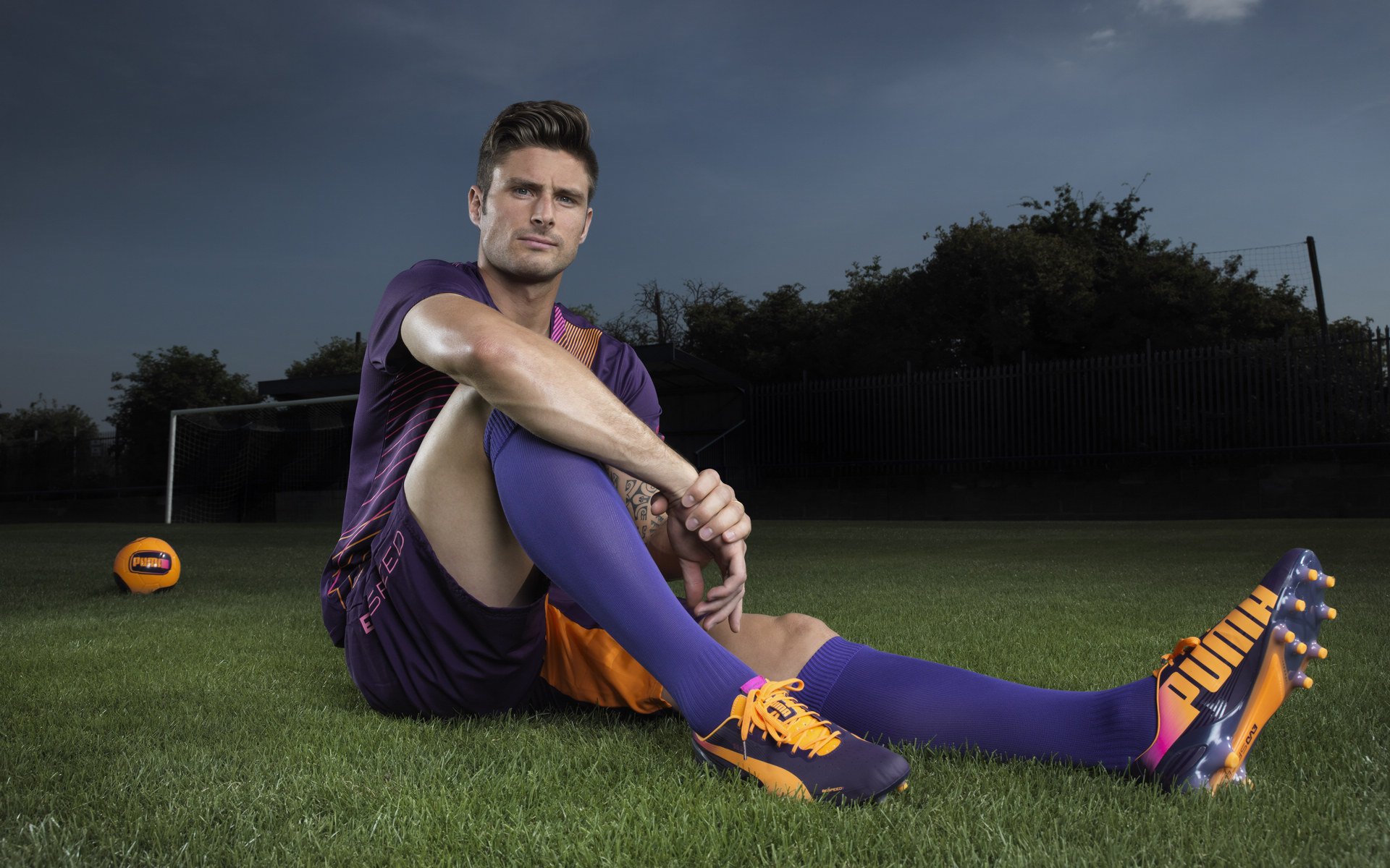 九游体育网址-产业链纵览：硬件、内容、赛事，打造完整的电竞生态圈，电竞行业产业链的构成是什么