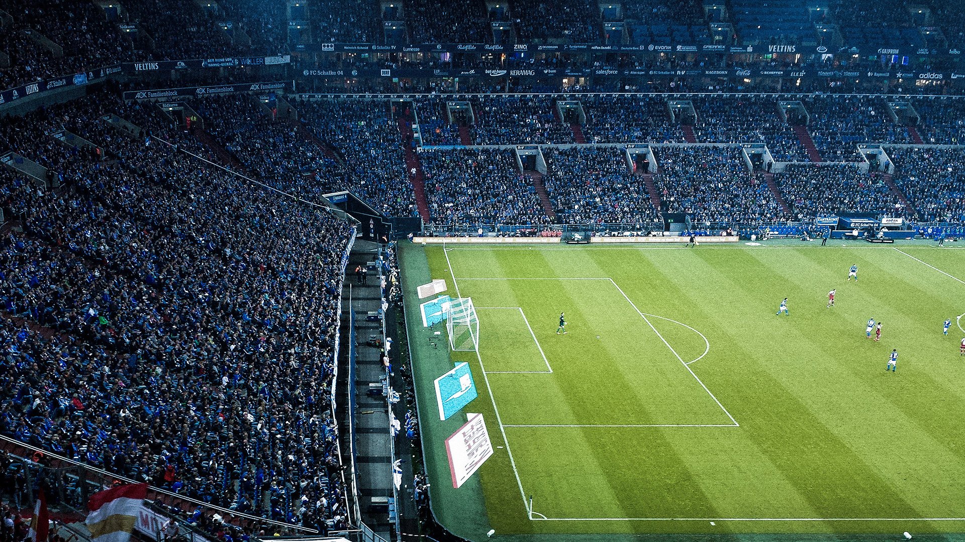 九游体育网址-法甲精彩纷呈，比分2-1，比赛中精妙配合和关键突破，关键数据：角球获胜高达10个，射正率65%